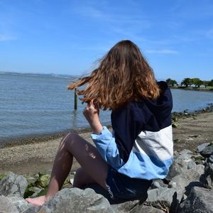 Meet your Posher, Val